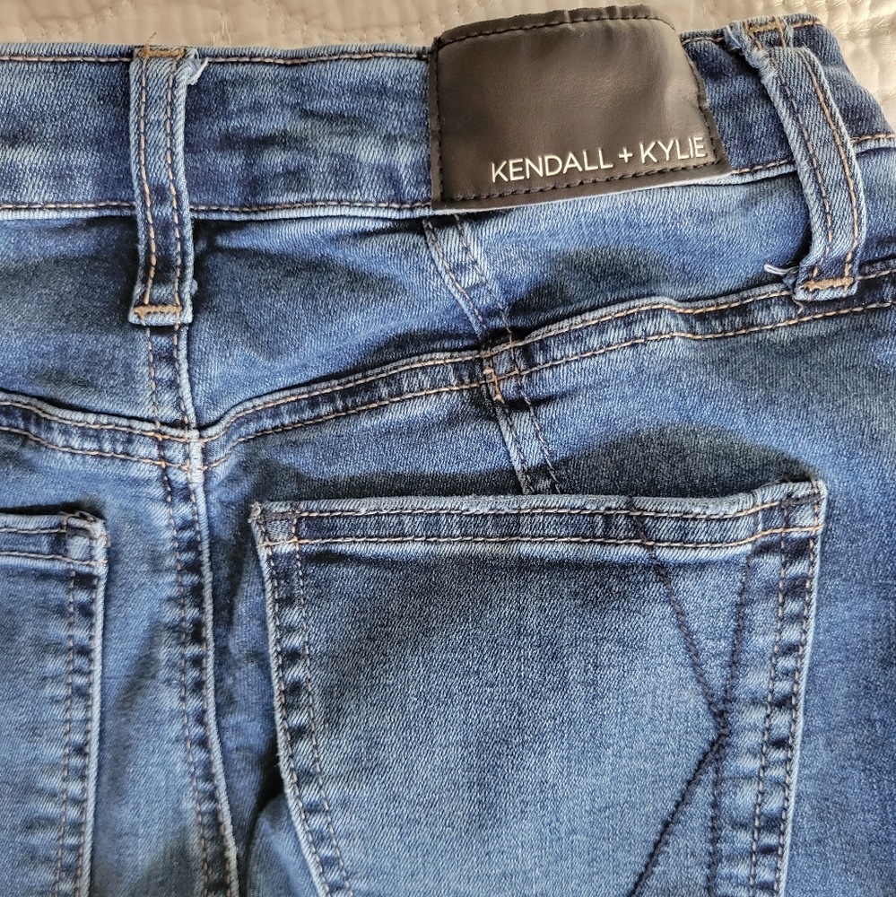 Jeans - Picture 4 of 4
